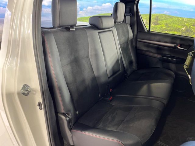 TOYOTA HILUX 4WD 2023 Image 31