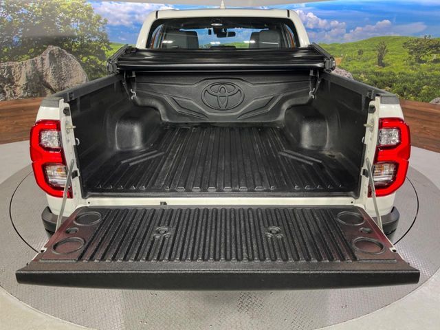 TOYOTA HILUX 4WD 2023 Image 31