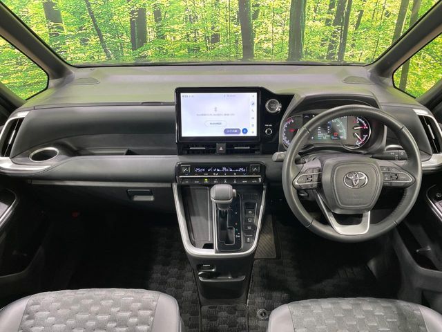 TOYOTA VOXY 2023 Image 31