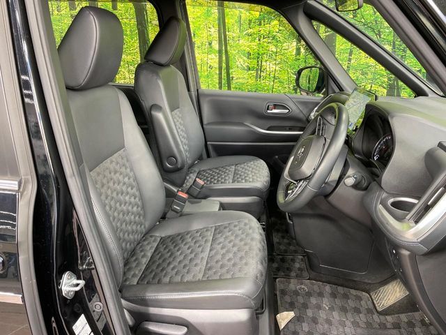 TOYOTA VOXY 2023 Image 31