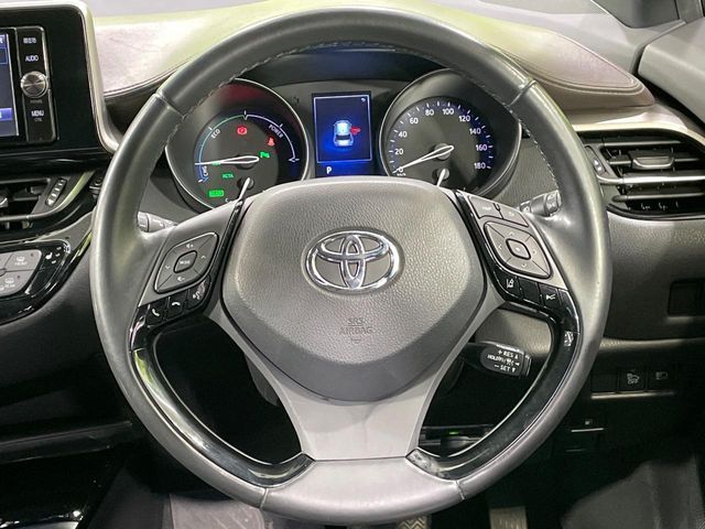 TOYOTA C-HR 2017 Image 31