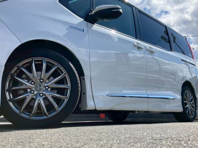 TOYOTA NOAH HYBRID 2015 Image 31