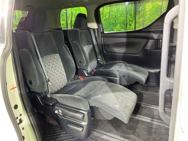 TOYOTA VELLFIRE 2015 Image 31