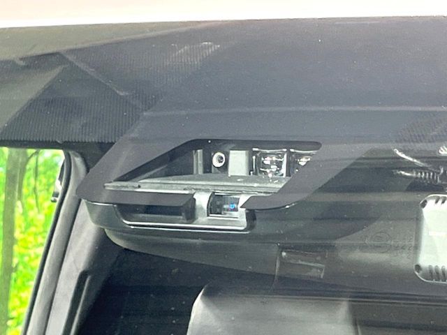 TOYOTA VOXY 2021 Image 31