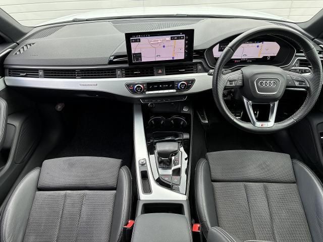 AUDI A4 AVANT 2021 Image 31