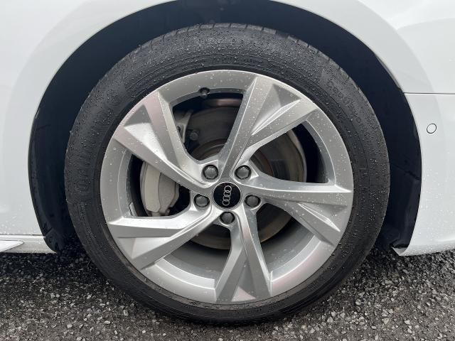 AUDI A4 AVANT 2021 Image 31