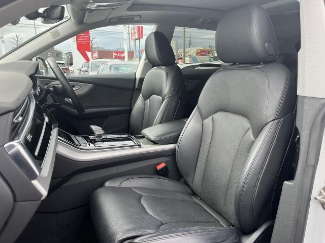 AUDI Q8 2020 Image 31