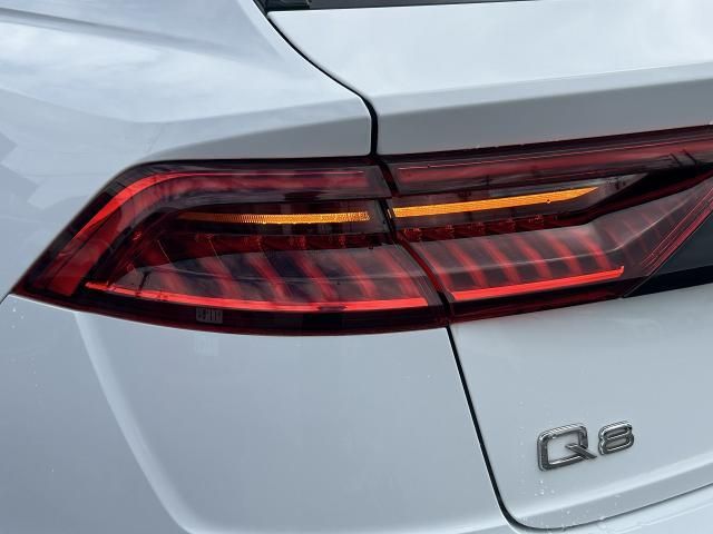 AUDI Q8 2020 Image 31