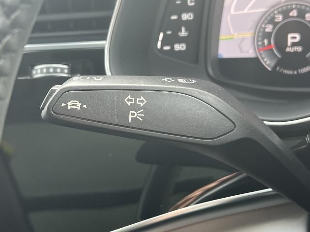 AUDI Q8 2020 Image 31