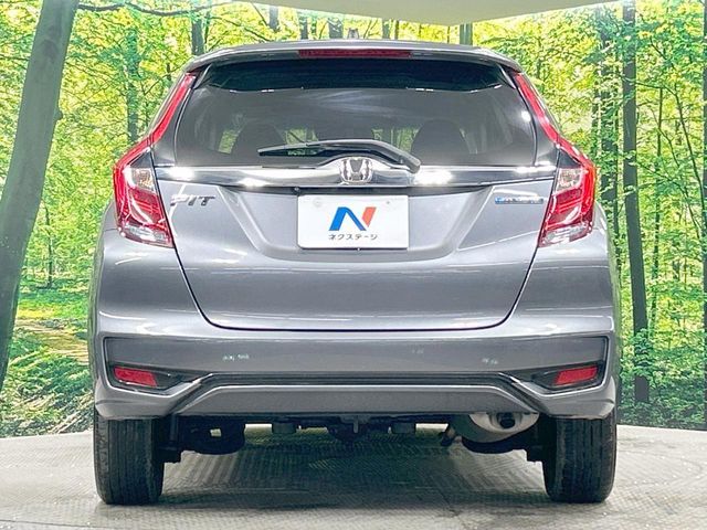 HONDA FIT HYBRID 4WD 2018 Image 31