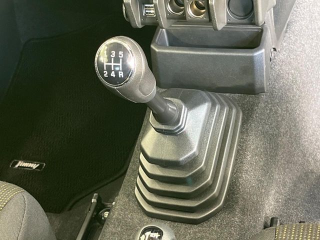SUZUKI JIMNY 4WD 2023 Image 31
