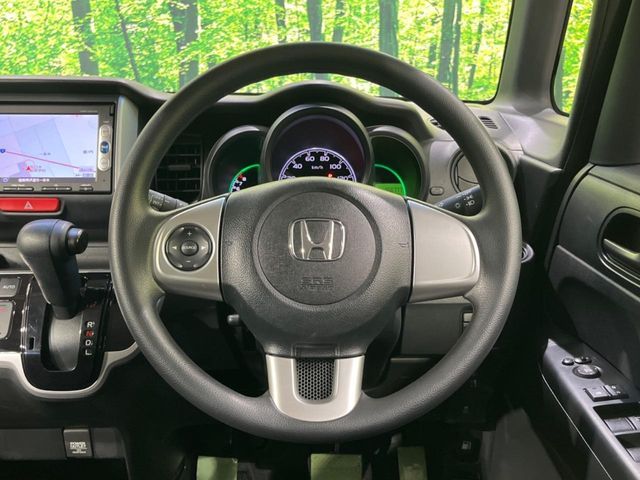 HONDA N BOX 2015 Image 31