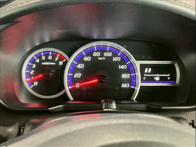 TOYOTA ROOMY 2018 Image 31