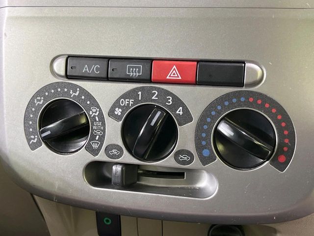 DAIHATSU TANTO 4WD 2011 Image 31