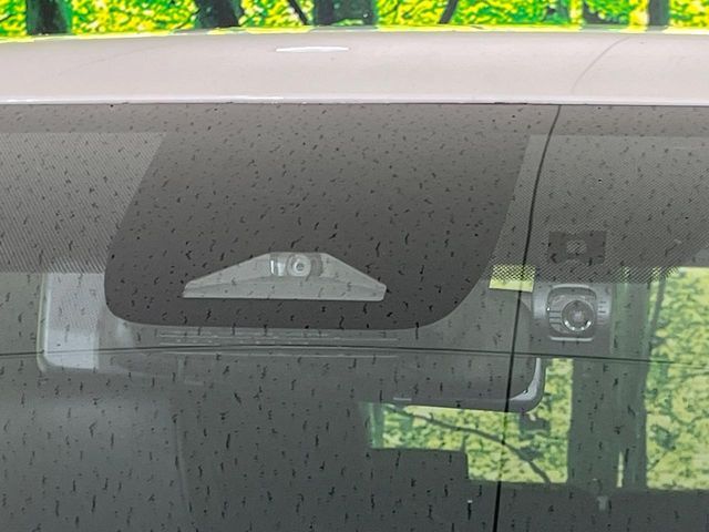 TOYOTA NOAH HYBRID 4WD 2023 Image 31