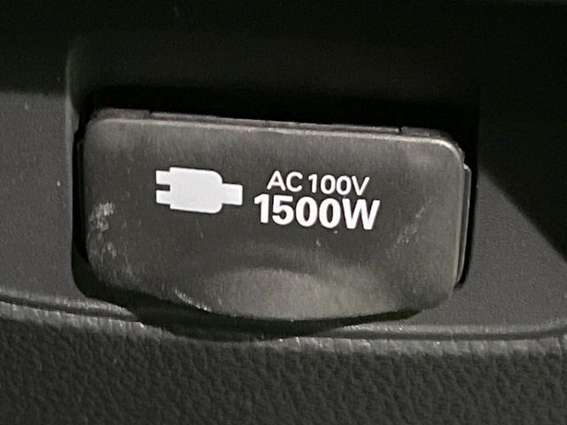 TOYOTA NOAH HYBRID 4WD 2023 Image 31