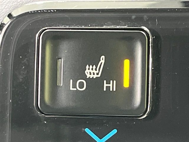 TOYOTA NOAH HYBRID 4WD 2023 Image 31