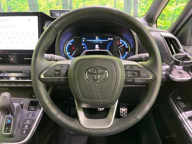 TOYOTA NOAH HYBRID 4WD 2023 Image 31