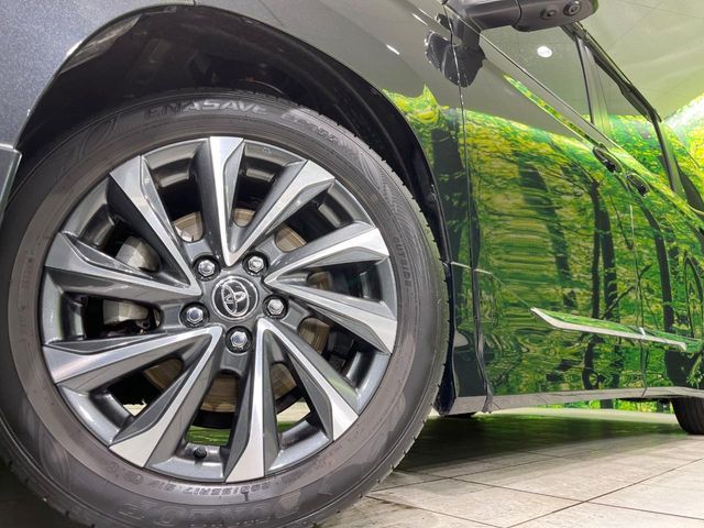 TOYOTA VOXY HYBRID 2023 Image 31