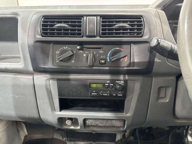 NISSAN CLIPPER TRUCK 4WD 2004 Image 31