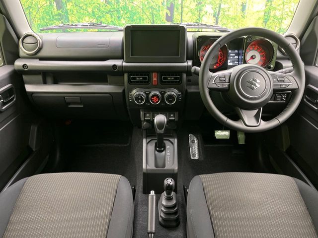 SUZUKI JIMNY NOMADE 2026 Image 31