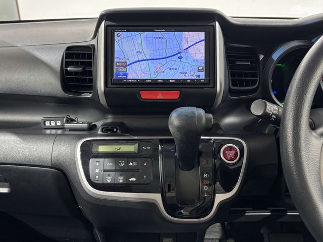 HONDA N BOX 2014 Image 31