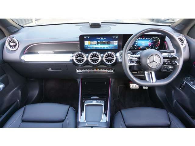 MERCEDES BENZ GLB 2025 Image 31