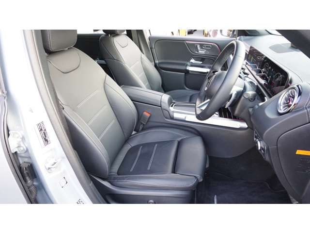 MERCEDES BENZ GLB 2025 Image 31