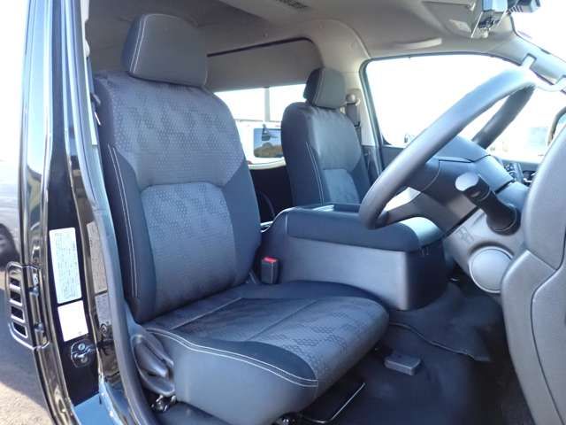 NISSAN CARAVAN WAGON 2024 Image 31