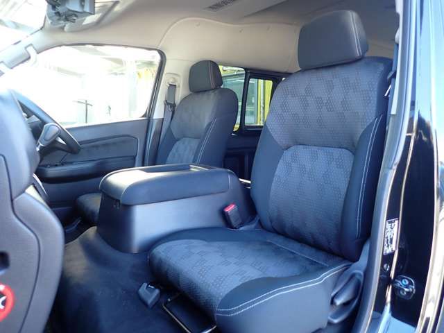 NISSAN CARAVAN WAGON 2024 Image 31