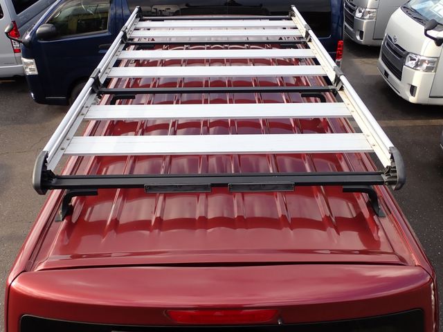 NISSAN NV350 CARAVAN 2018 Image 31