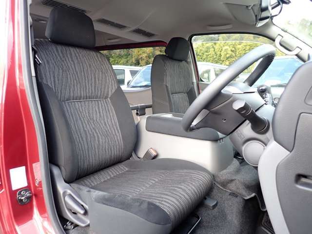 NISSAN NV350 CARAVAN 2018 Image 31