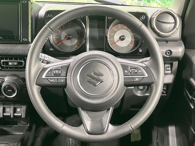 SUZUKI JIMNY NOMADE 2025 Image 31