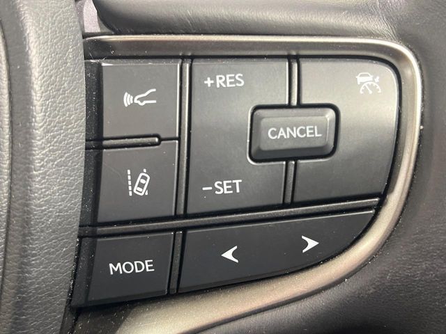 TOYOTA LEXUS UX250H 2021 Image 31