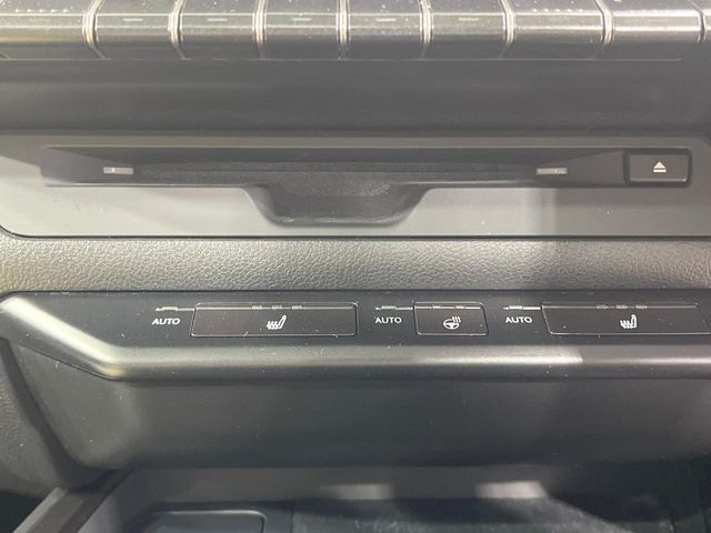 TOYOTA LEXUS UX250H 2021 Image 31