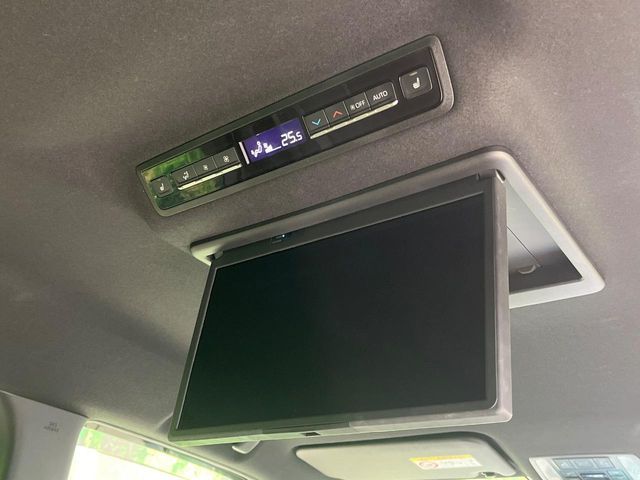 TOYOTA NOAH HYBRID 2023 Image 31