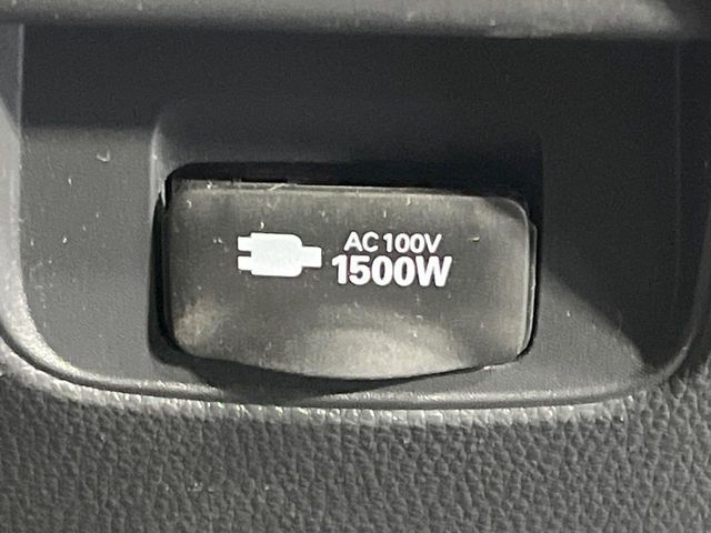 TOYOTA NOAH HYBRID 2023 Image 31