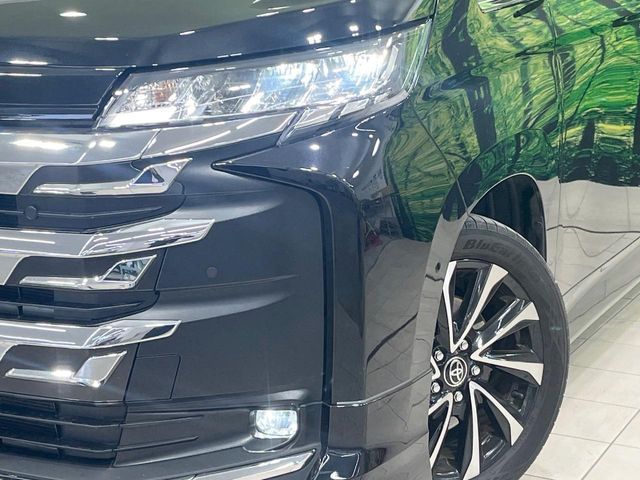 TOYOTA NOAH HYBRID 2023 Image 31