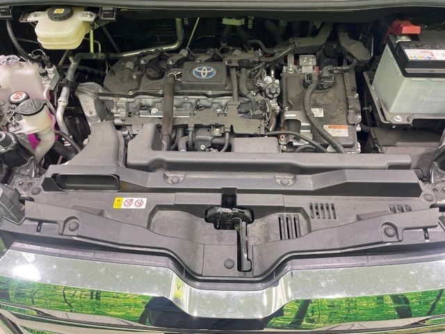 TOYOTA NOAH HYBRID 2023 Image 31