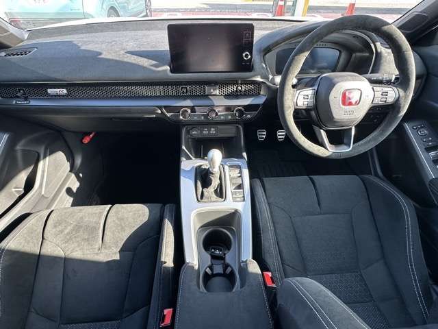 HONDA CIVIC HATCHBACK 2025 Image 31