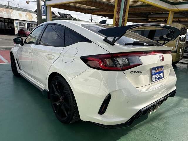 HONDA CIVIC HATCHBACK 2025 Image 31