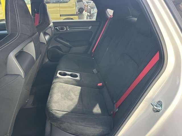 HONDA CIVIC HATCHBACK 2025 Image 31