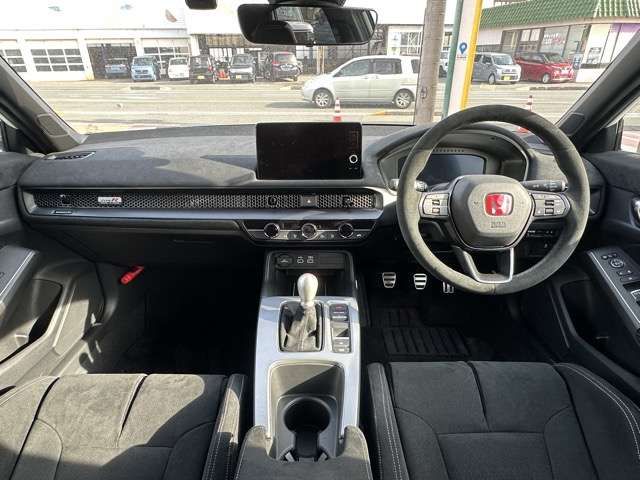 HONDA CIVIC HATCHBACK 2025 Image 31