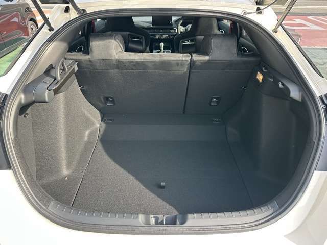 HONDA CIVIC HATCHBACK 2025 Image 31