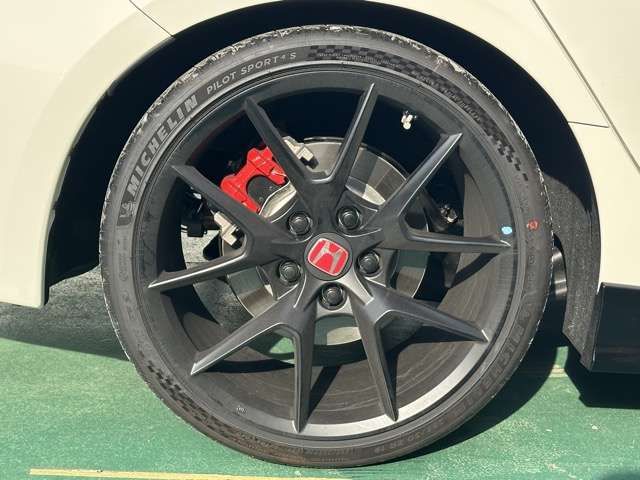 HONDA CIVIC HATCHBACK 2025 Image 31