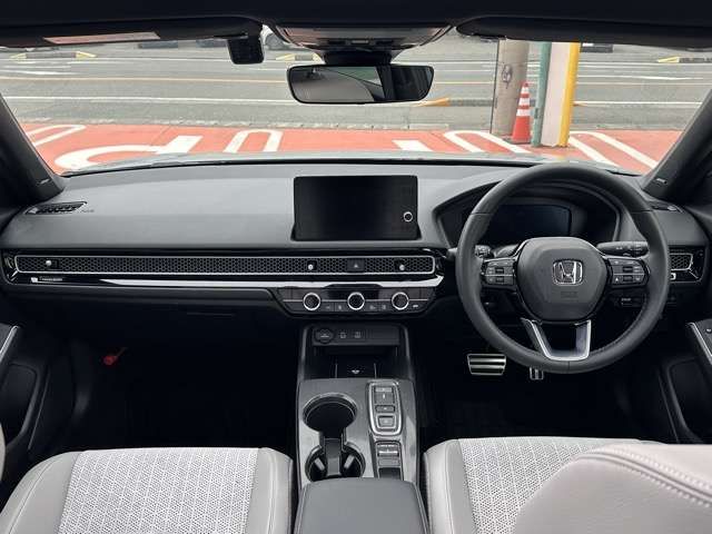 HONDA CIVIC HATCHBACK 2025 Image 31