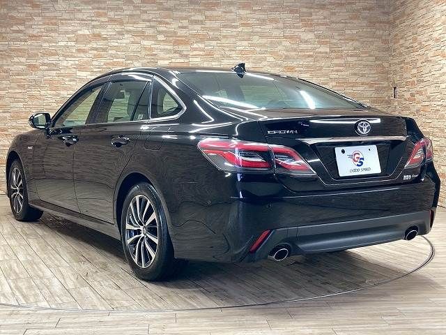 TOYOTA CROWN SEDAN HYBRID 4 2018 Image 31