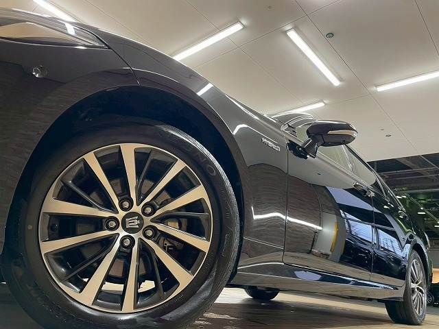 TOYOTA CROWN SEDAN HYBRID 4 2018 Image 31