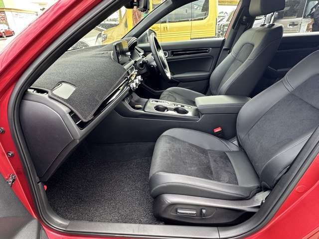HONDA CIVIC HATCHBACK 2025 Image 31