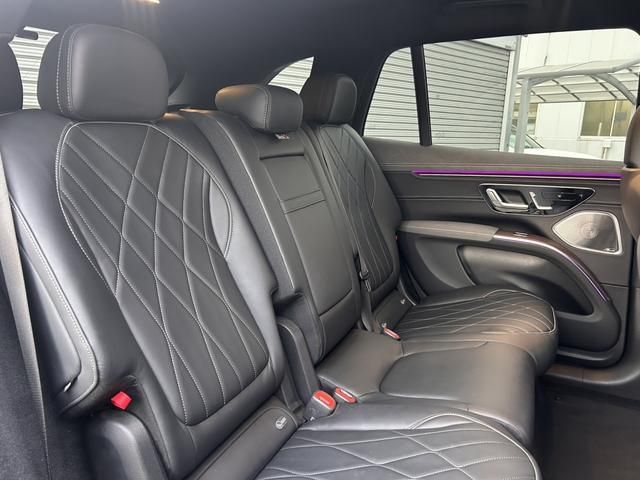 MERCEDES BENZ EQS SU 2023 Image 31